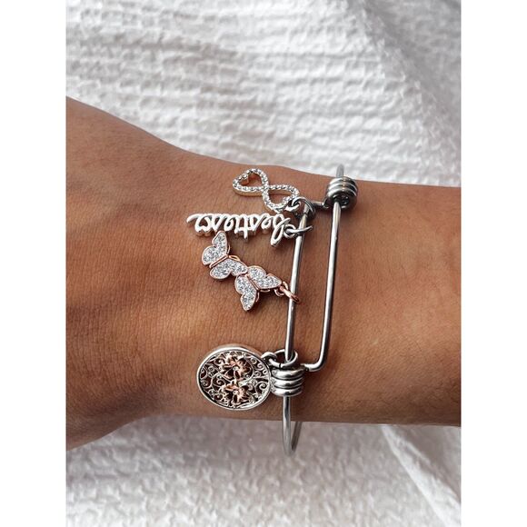 Love This Life Charm Bracelet - Picture 3 of 4